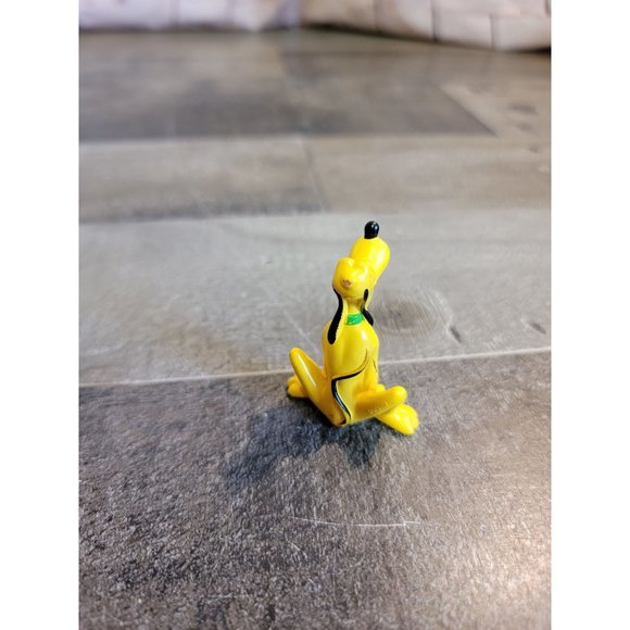 Pluto dog Disney toy figure - Picture 3 of 4